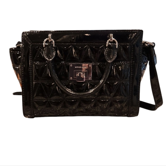 MICHAEL MICHAEL KORS VIVIANNE SM TZ MESSENGER PATENT LEATHER CROSSBODY BAG. NWT. - Picture 1 of 14